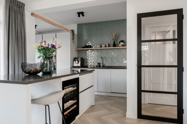 www.lifs_.nl-Jaren-30-hoekwoning-met-ensuite-keuken-1030x685 2 interieurrealisatie
