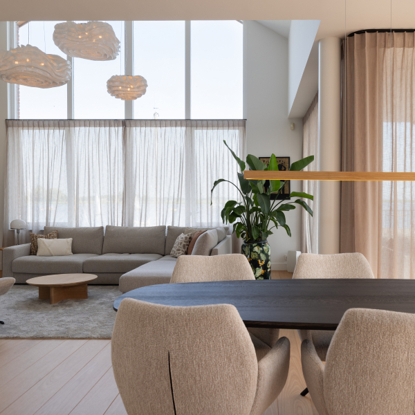 Hanglamp boven eettafel